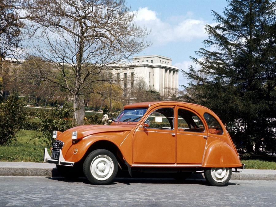  Citroen 2CV4 1975 года  (фото 9 из 12)